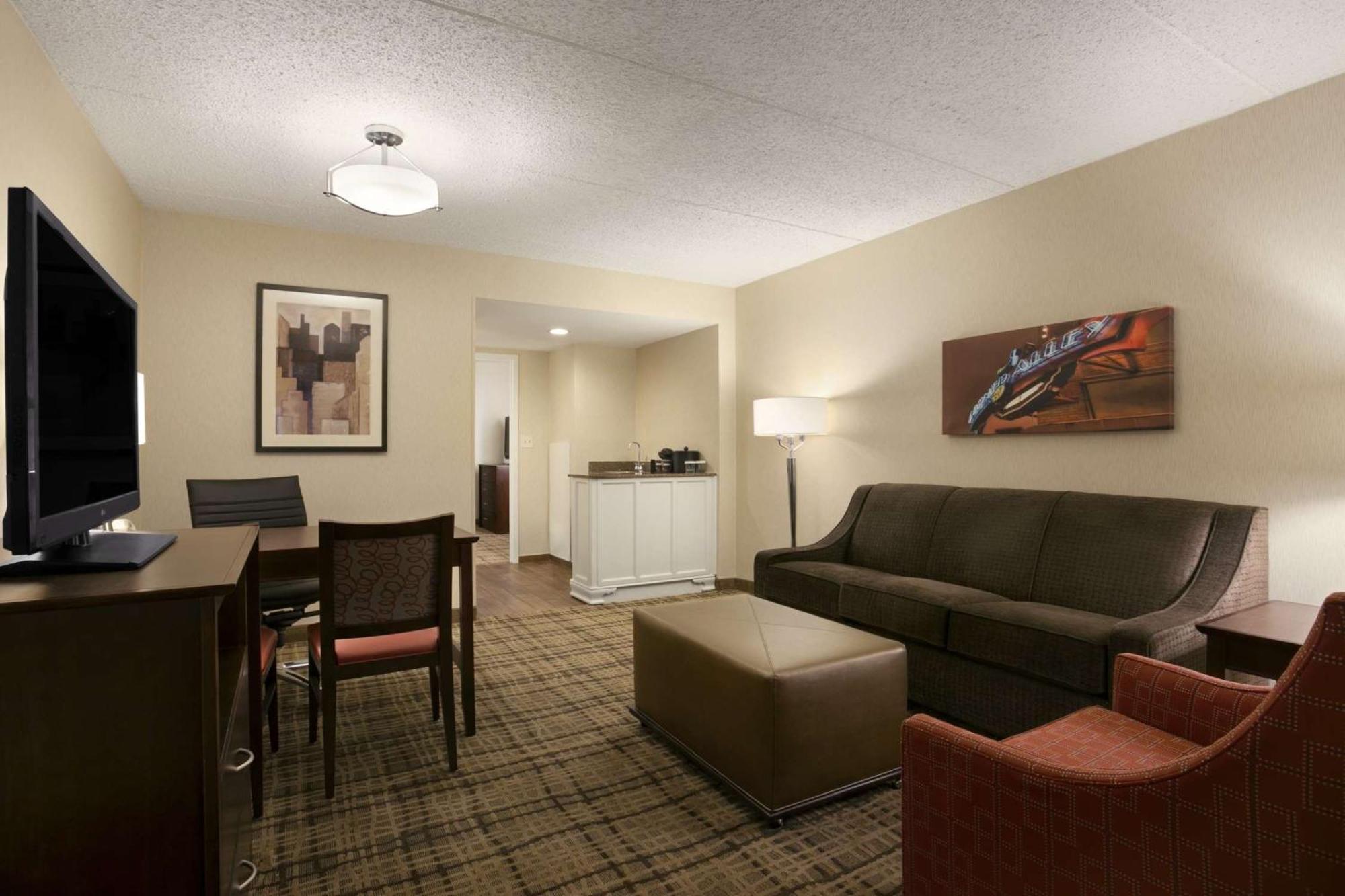 Embassy Suites Cleveland - Beachwood Kültér fotó